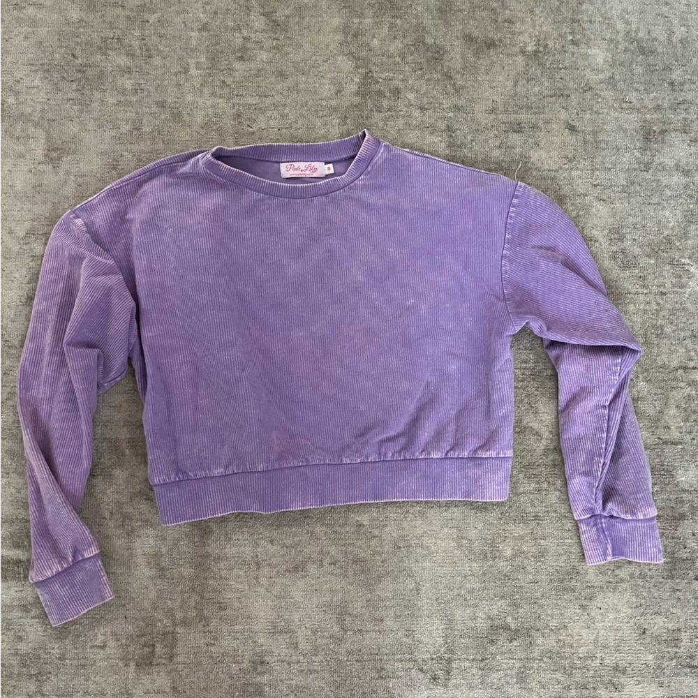 Pink Lily cropped sweatshirt. size medium
